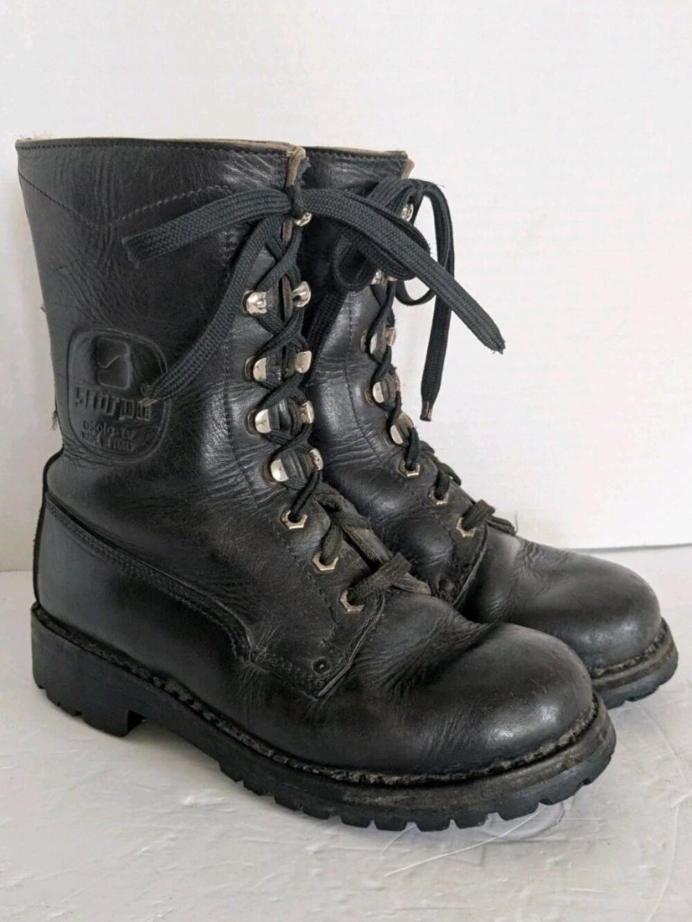 Vintage Scarpa Asolo Black Leather Mountaineering Boots Italy Vibram EU 38 W8 M6